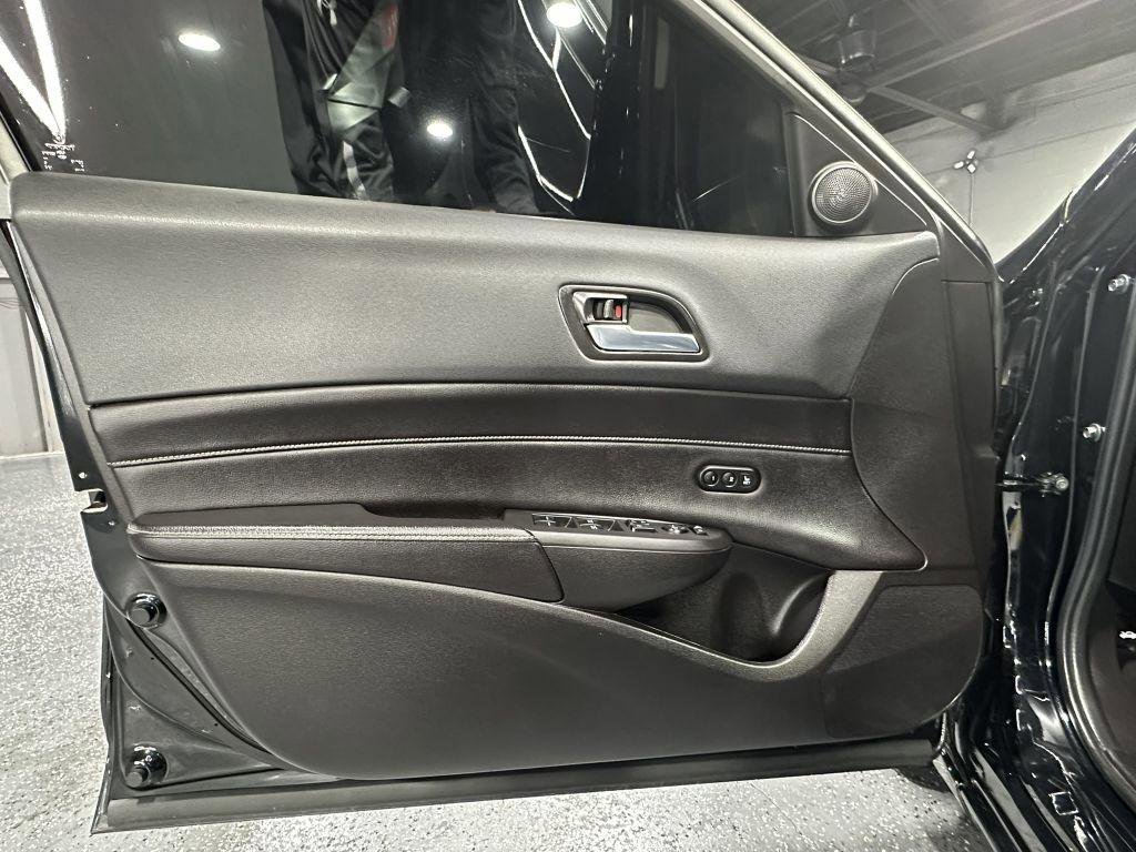 Used 2020 Acura ILX Premium Package image 12
