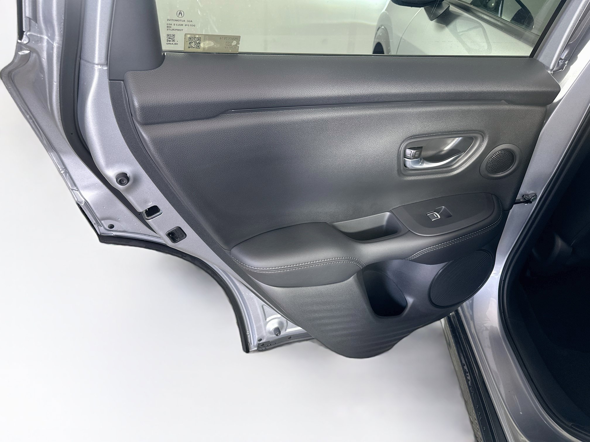 Used 2025 Acura ADX FWD image 27