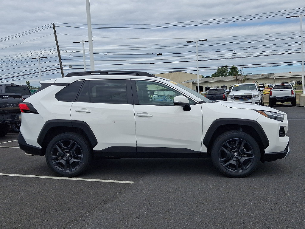Used 2024 Toyota RAV4 Adventure AWD/4WD image 7