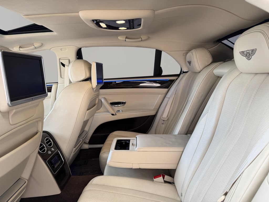 Used 2015 Bentley Flying Spur V8 AWD/4WD image 13