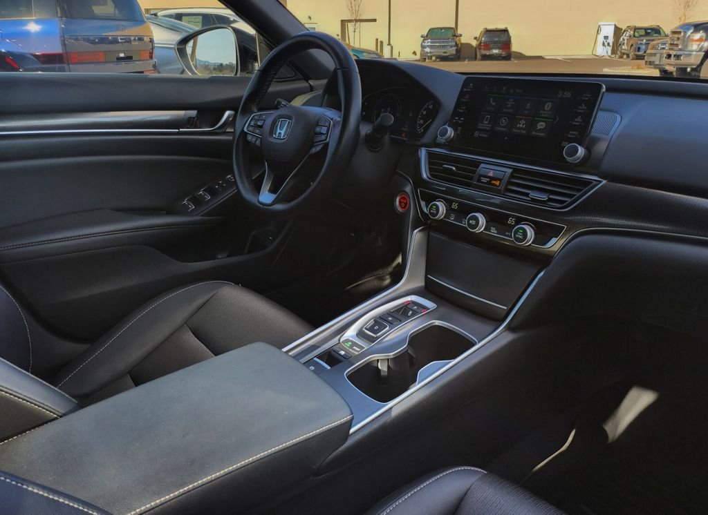 Used 2022 Honda Accord Sport image 24