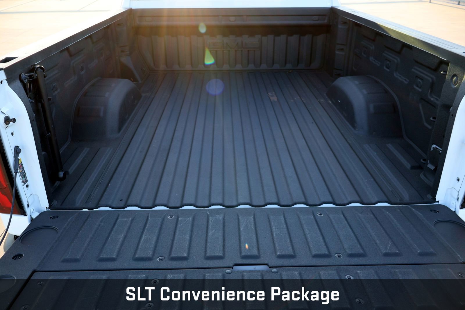 Used 2025 GMC Sierra 2500 SLT w/ Texas SLT Premium Package image 11