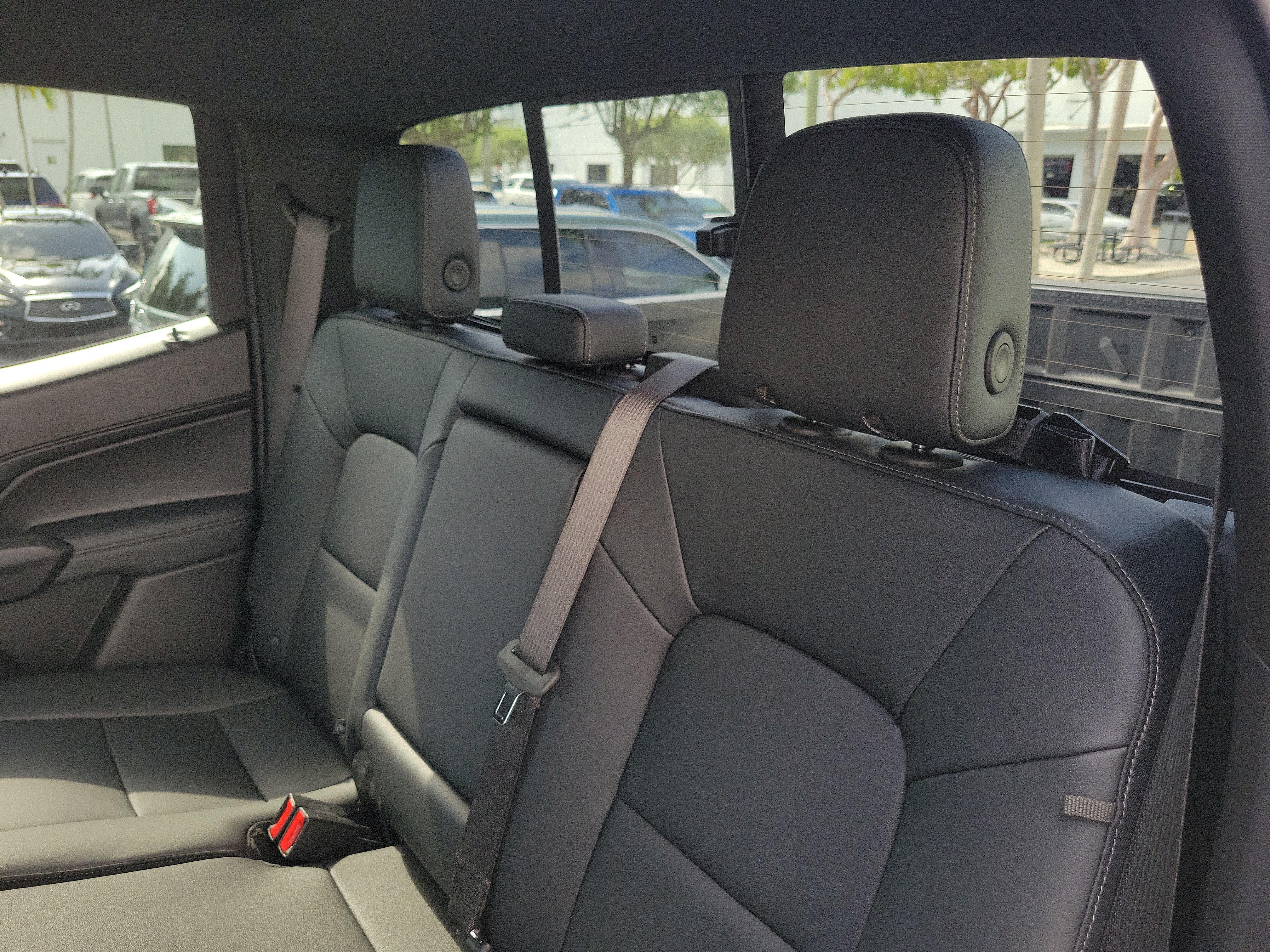 New 2026 GMC Canyon Elevation w/ Convenience Package RWD image 12