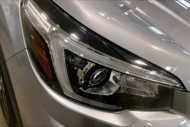 Used 2019 Subaru Forester Limited AWD/4WD image 28