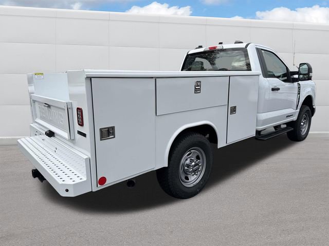 New 2026 Ford F350 XL w/ XL Chrome Package image 4