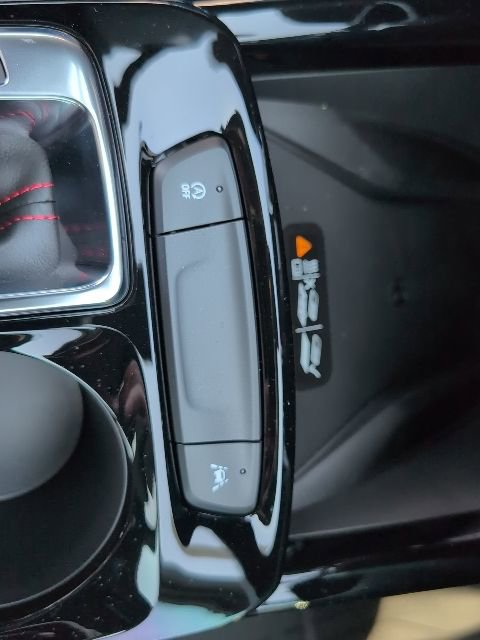 New 2026 Chevrolet Trax RS w/ Sunroof Package image 21