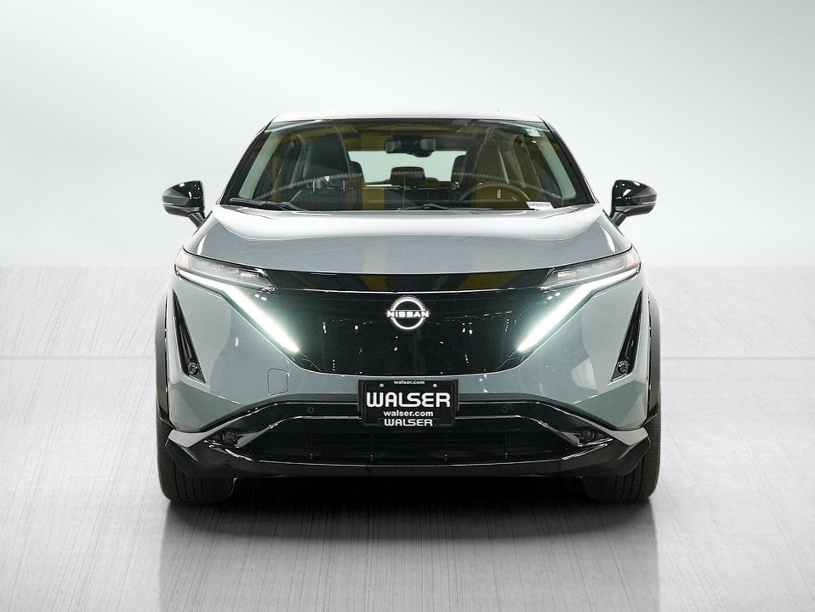 Used 2023 Nissan Ariya AWD/4WD image 9