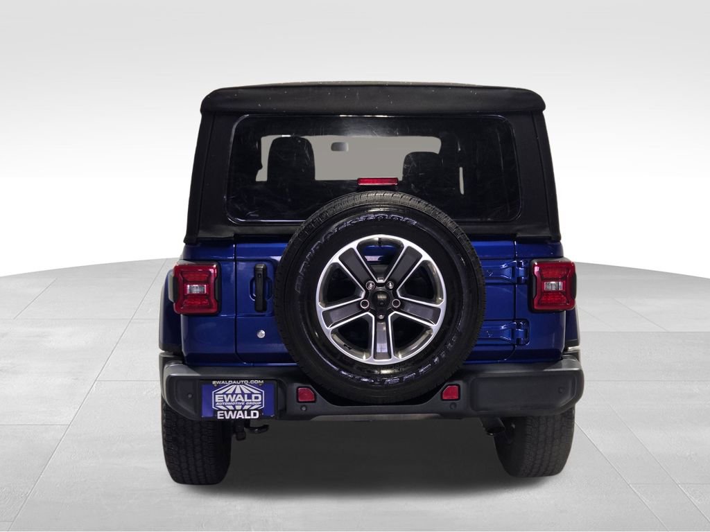 Used 2018 Jeep Wrangler Unlimited Sahara w/ Dual Top Group image 17