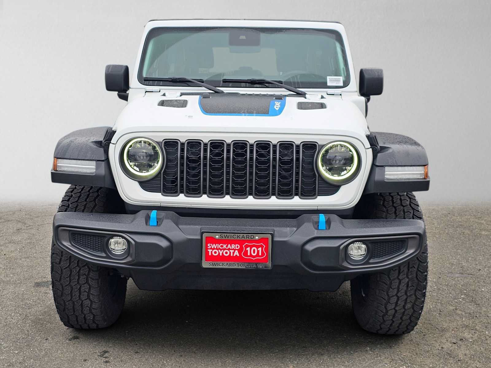 Used 2024 Jeep Wrangler Unlimited Rubicon 4xe AWD/4WD image 8
