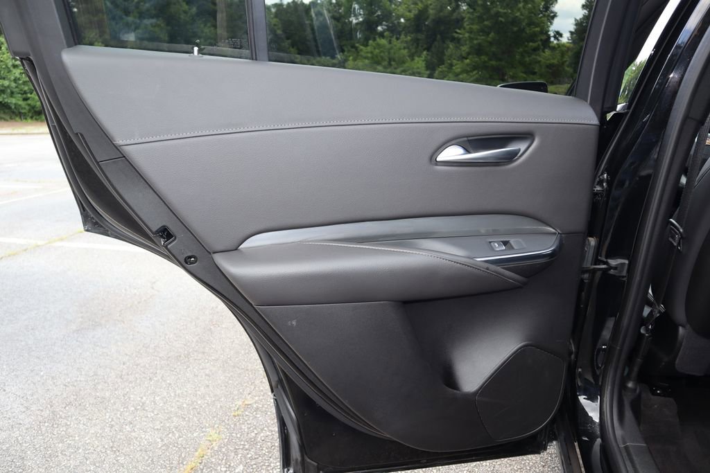 Used 2025 Cadillac XT4 Premium Luxury FWD image 16