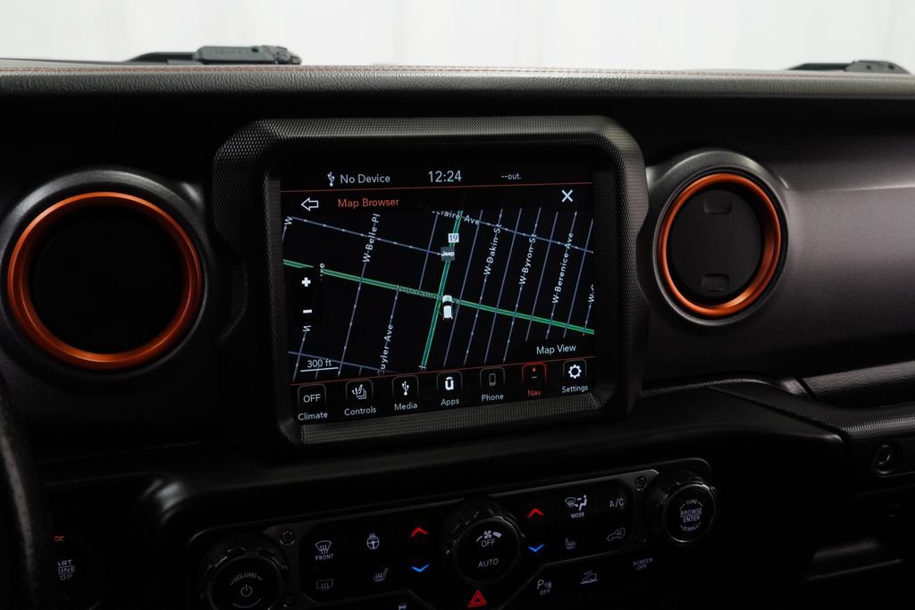 Used 2022 Jeep Gladiator Mojave w/ Cold Weather Group AWD/4WD image 32