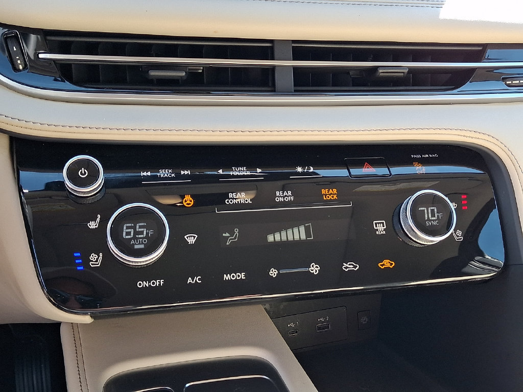 Certified 2024 INFINITI QX60 Luxe AWD/4WD image 17