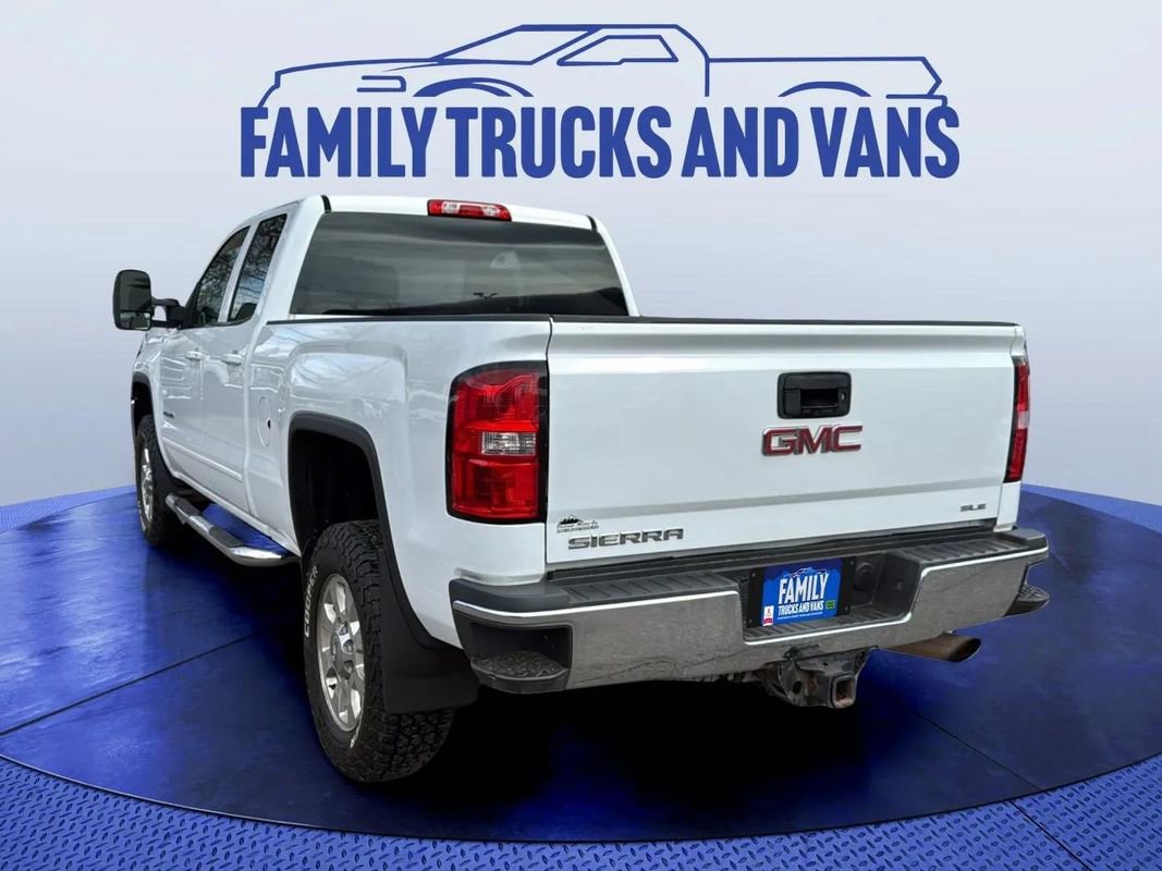 Used 2015 GMC Sierra 2500 SLE w/ SLE Preferred Package image 3