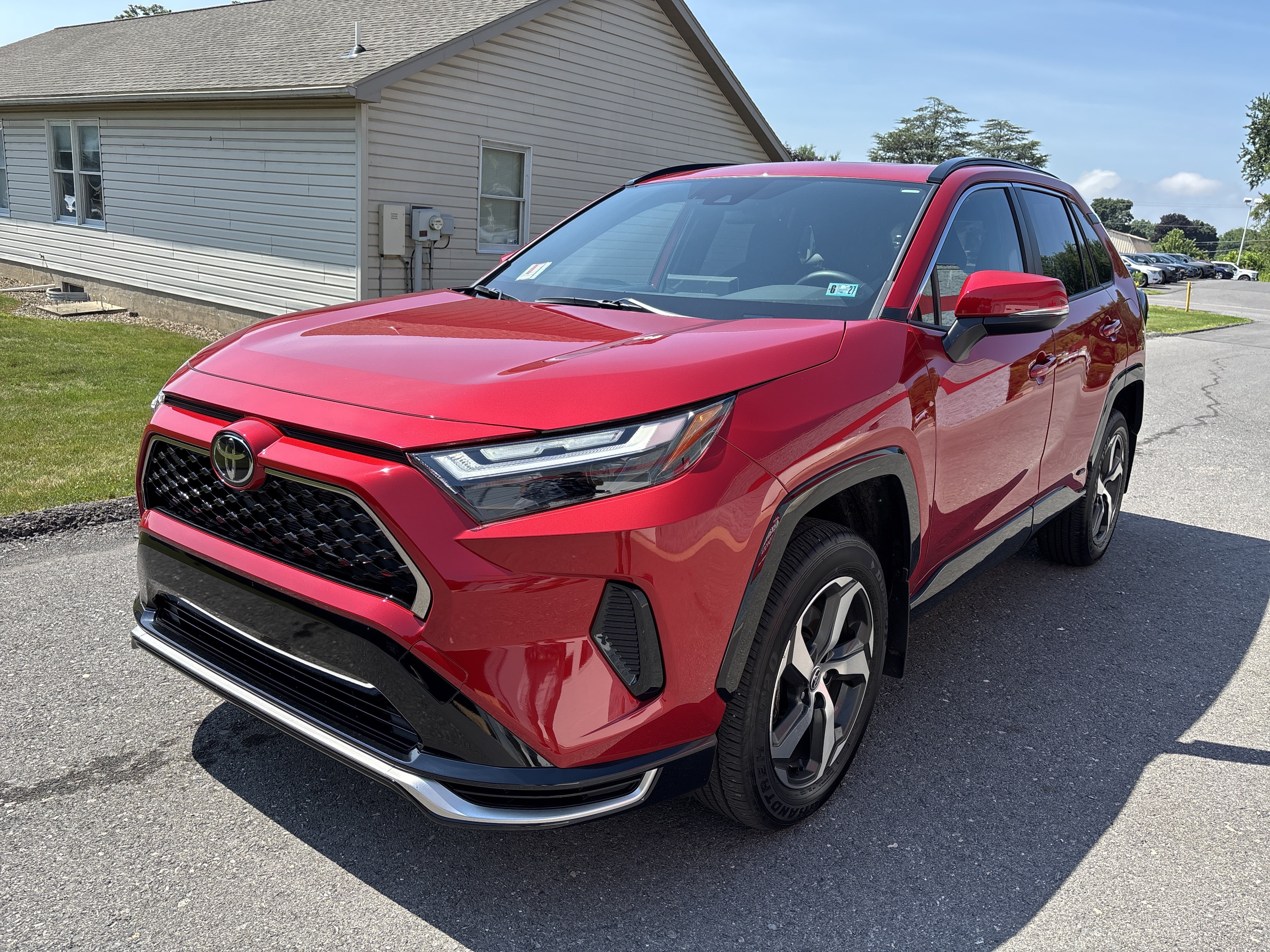 Certified 2025 Toyota RAV4 SE w/ Weather & Moonroof Package AWD/4WD image 8