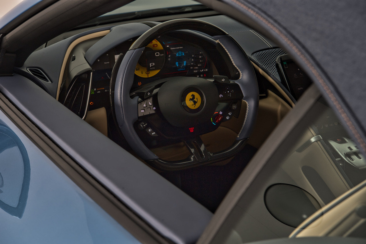Certified 2025 Ferrari Roma Spider RWD image 40