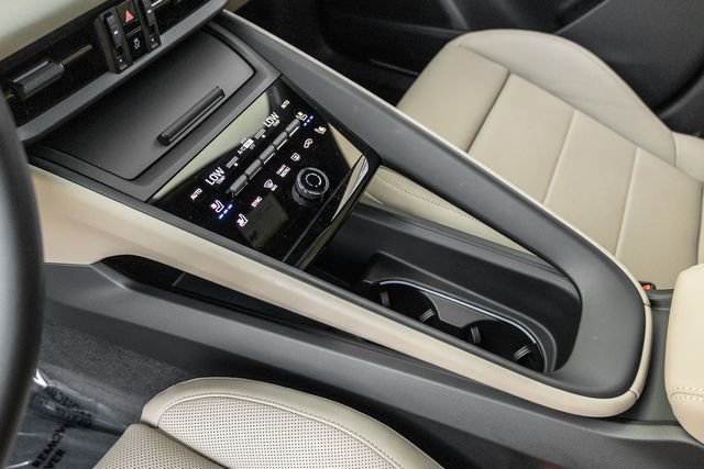 Used 2024 Porsche Macan 4 Electric image 11