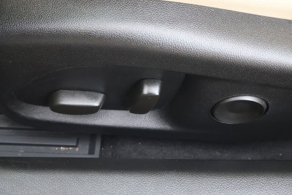 Used 2023 Cadillac CT5 Luxury w/ Cold Weather Package image 34