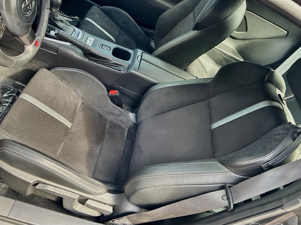 Used 2025 Toyota GR86 Premium RWD image 19