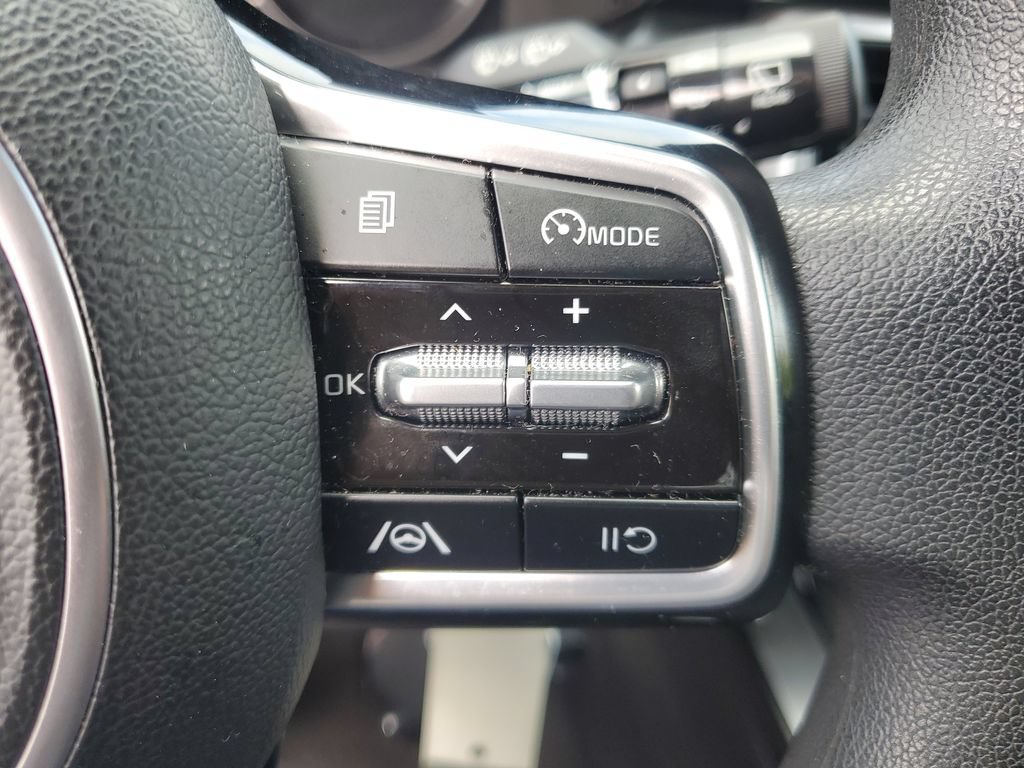 Certified 2023 Kia Sorento LX FWD image 14