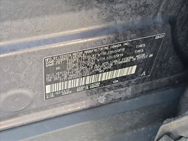 Used 2023 Toyota RAV4 Limited FWD image 24