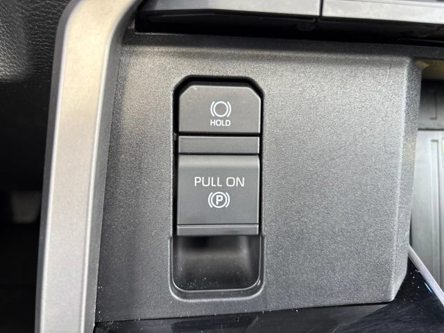 Used 2022 Toyota Tundra Limited AWD/4WD image 28