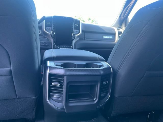 New 2026 RAM 2500 Big Horn AWD/4WD image 21