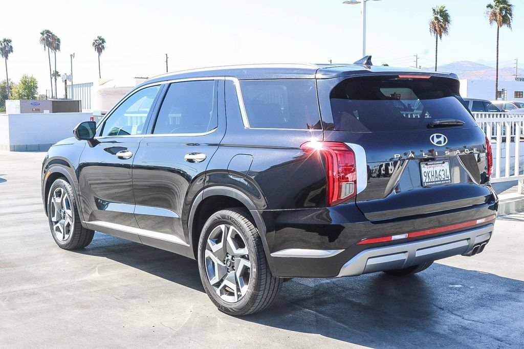 Used 2024 Hyundai Palisade SEL FWD image 7