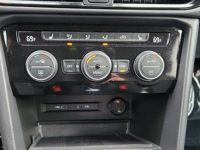 Used 2024 Volkswagen Taos SE image 39