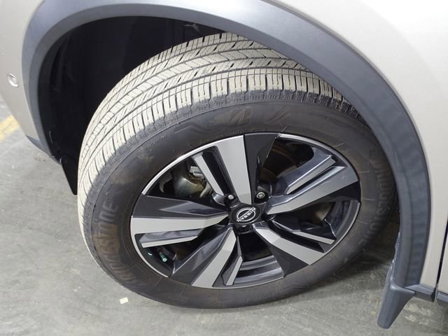 Used 2022 Nissan Rogue Platinum w/ Head-Up Display Package image 37