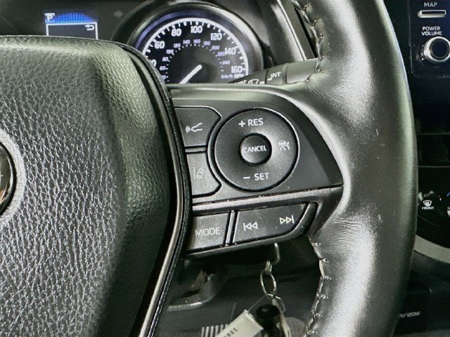 Used 2024 Toyota Camry SE w/ Cold Weather Package FWD image 11