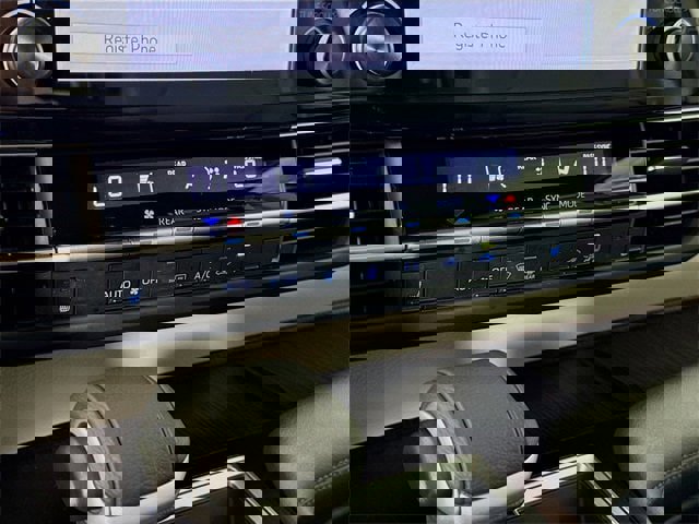 Certified 2023 Toyota Sienna XLE image 15