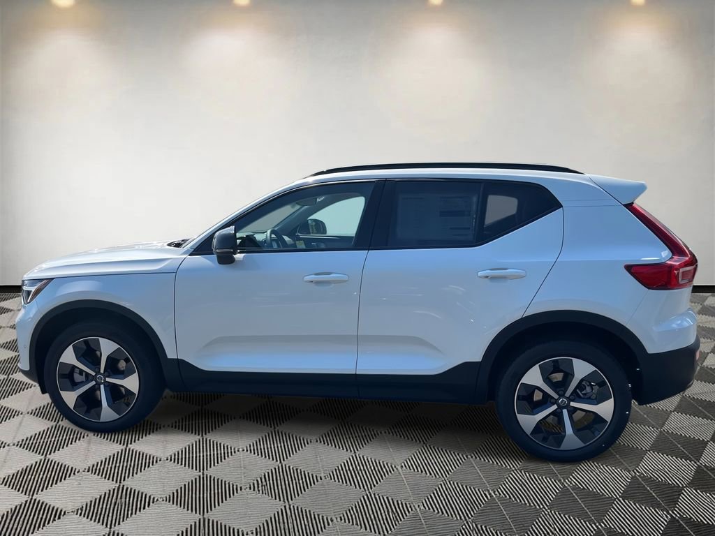 New 2026 Volvo XC40 B5 Plus w/ Protection Package Premier image 6