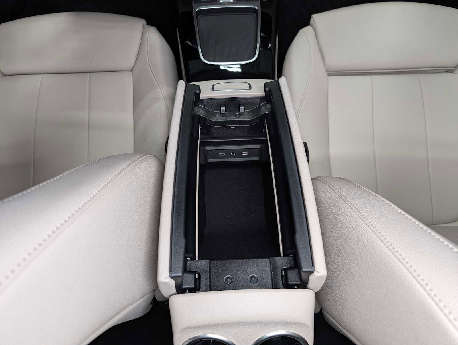 Used 2025 Mercedes-Benz CLA 250 4MATIC image 22