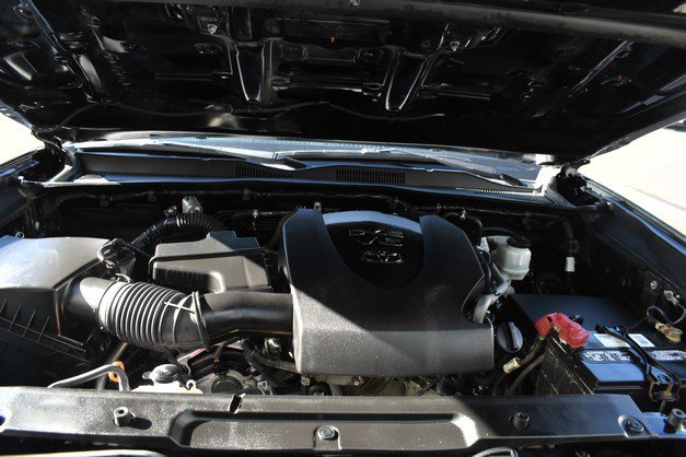 Used 2019 Toyota Tacoma TRD Sport image 29