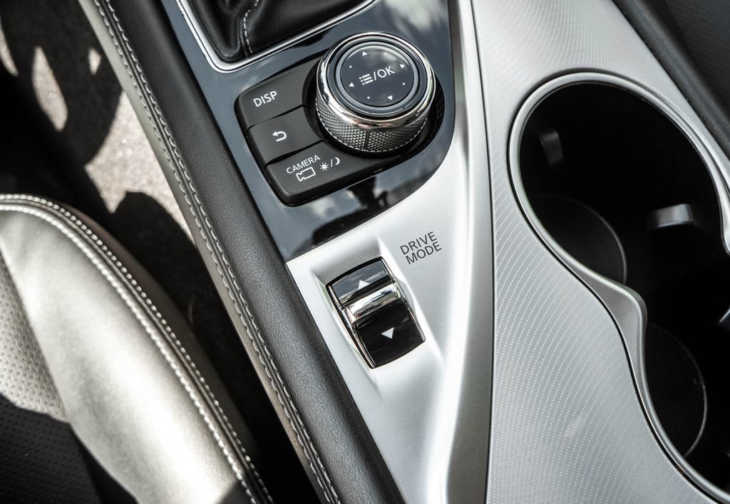 Used 2022 INFINITI Q50 Luxe AWD/4WD image 8
