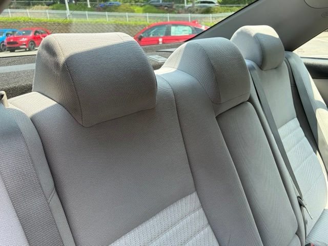 Used 2016 Toyota Camry LE FWD image 27