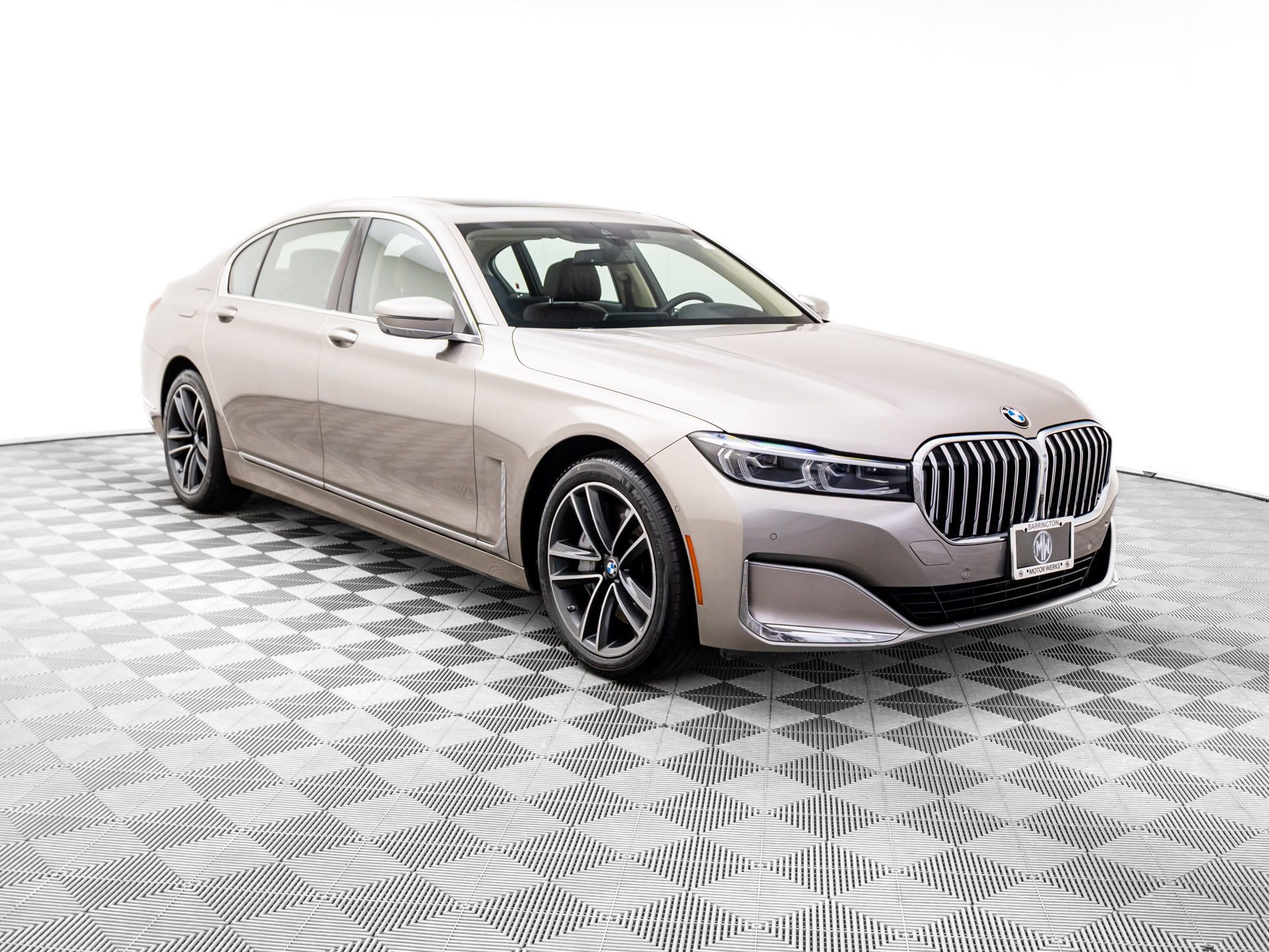 Certified 2022 BMW 750i xDrive w/ Executive Package image 8