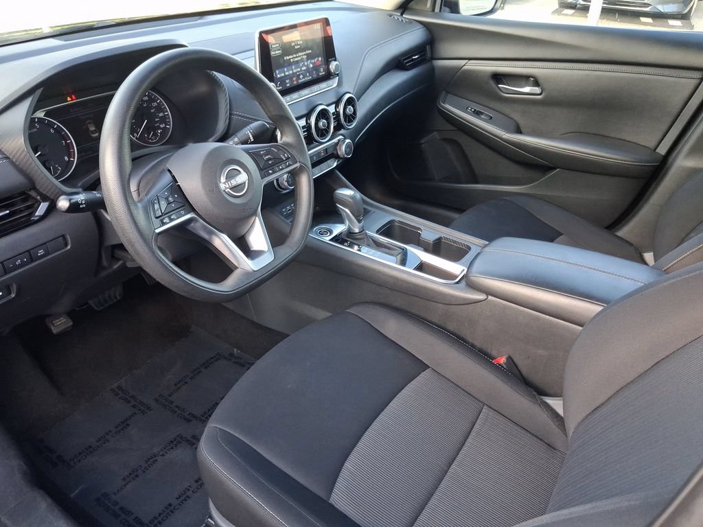 Certified 2024 Nissan Sentra SV FWD image 15