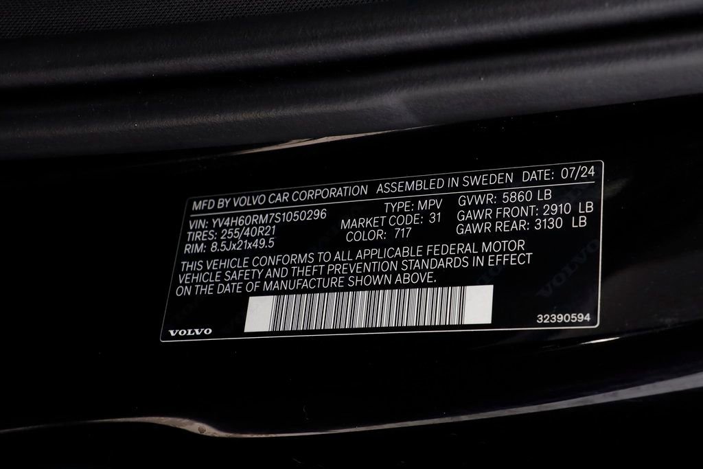 Used 2025 Volvo XC60 T8 Ultra w/ Protection Package Premier image 26