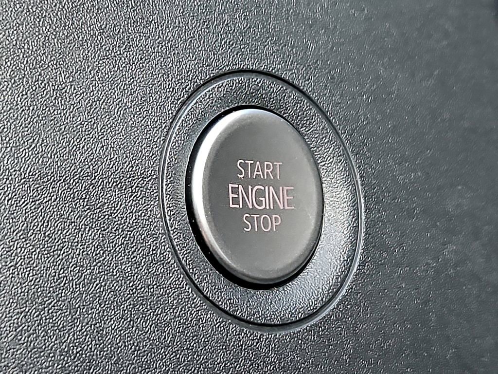 Certified 2023 Volkswagen ID.4 Pro S AWD/4WD image 24