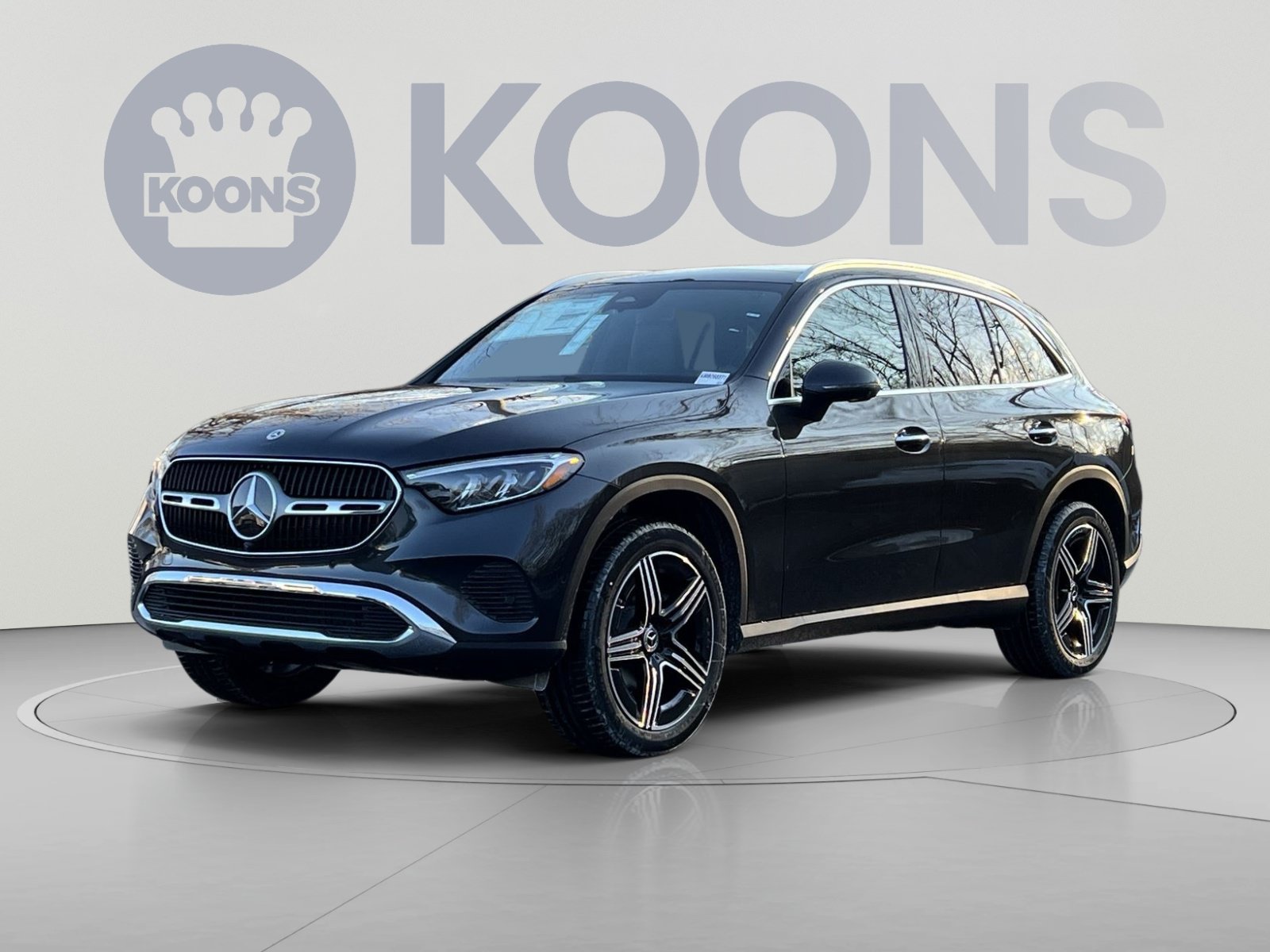 Used 2026 Mercedes-Benz GLC 300 4MATIC image 1