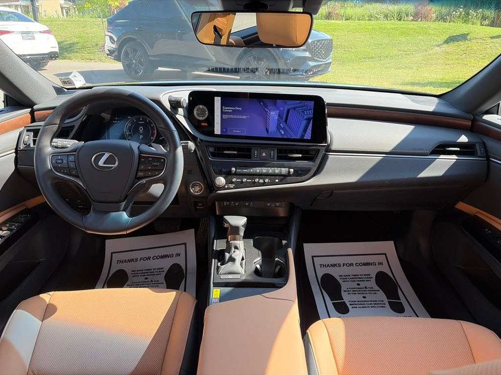 Used 2024 Lexus ES 350 w/ Premium Package FWD image 7