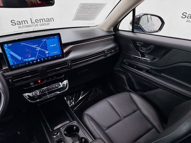 Used 2023 Lincoln Corsair Reserve image 23