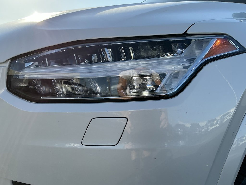 Used 2023 Volvo XC90 B6 Ultimate w/ Protection Package Premier image 10