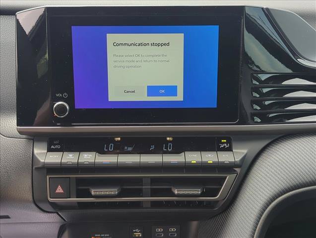 Certified 2025 Toyota Camry SE FWD image 13