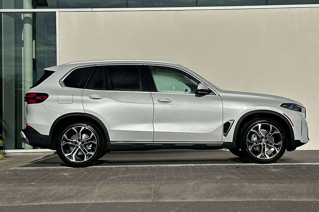 New 2026 BMW X5 xDrive40i video 2