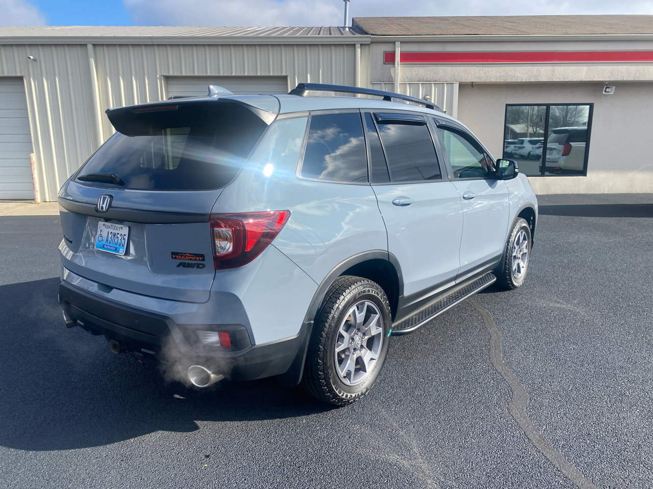 Used 2023 Honda Passport TrailSport image 5