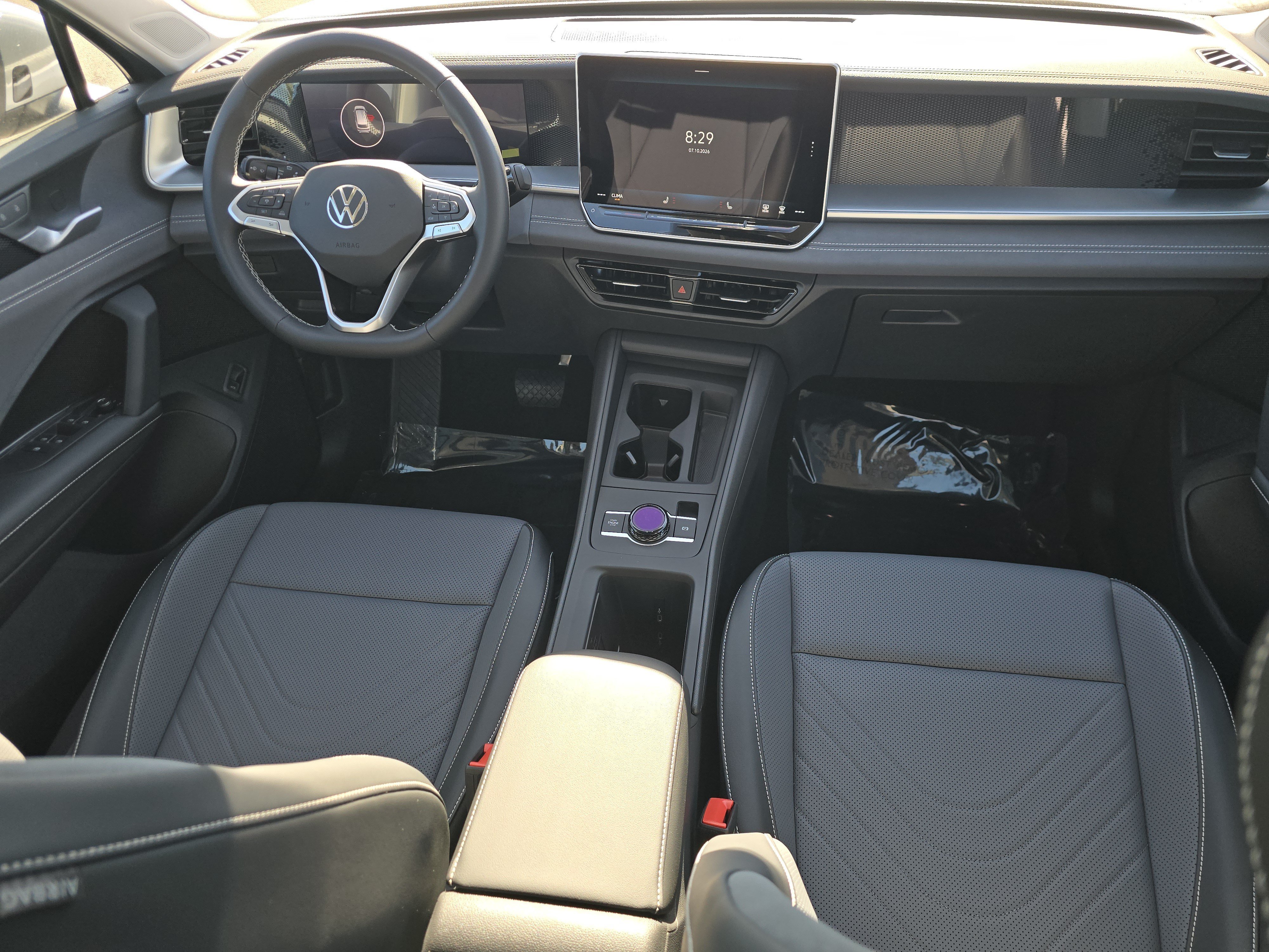 New 2026 Volkswagen Tiguan SE AWD/4WD image 19