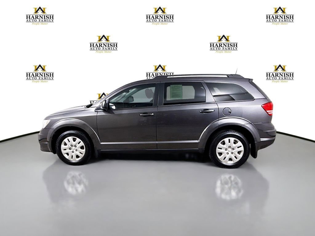 Used 2018 Dodge Journey SE w/ Mopar All Weather Group FWD image 4