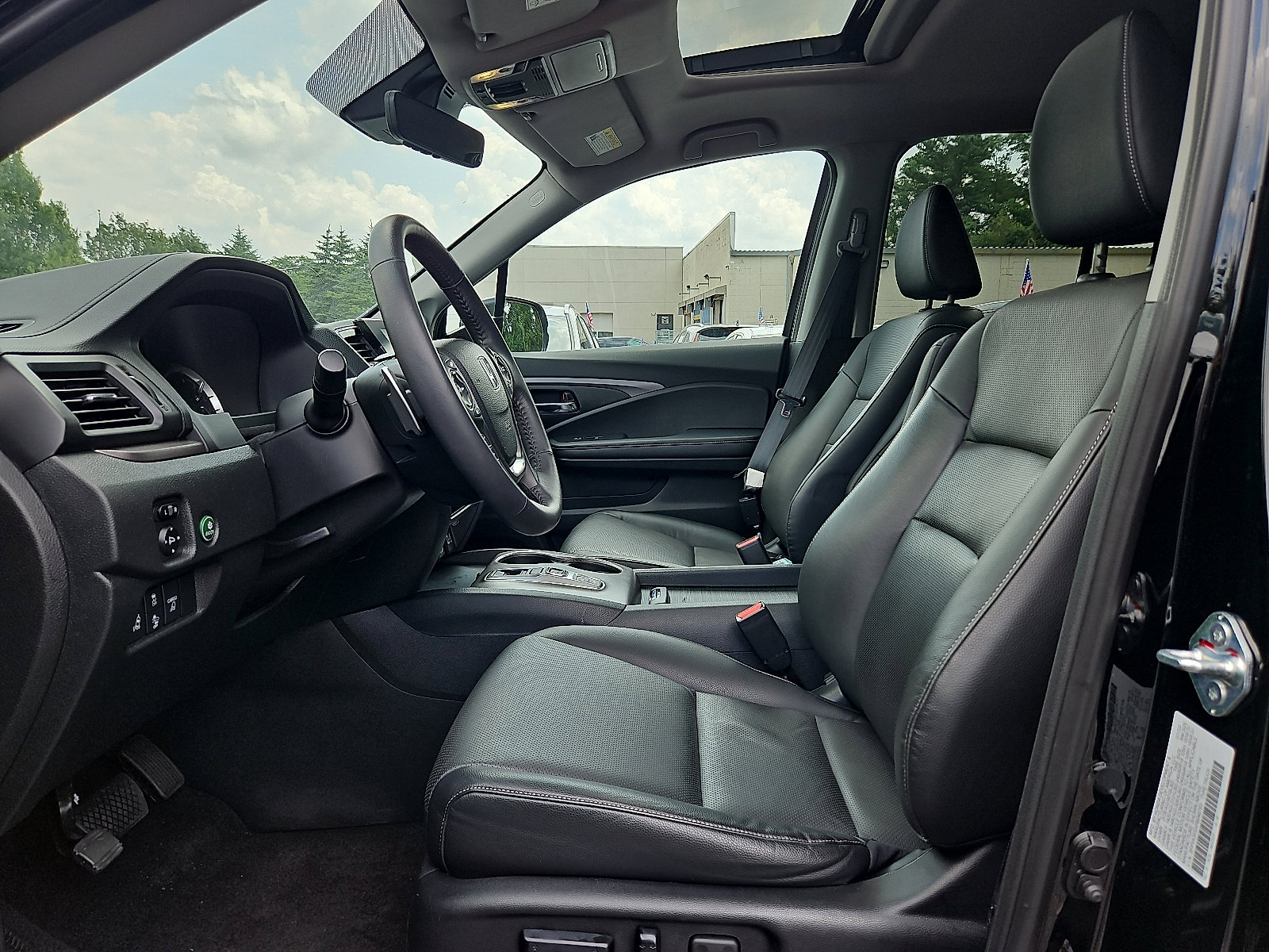 Certified 2023 Honda Ridgeline RTL image 14